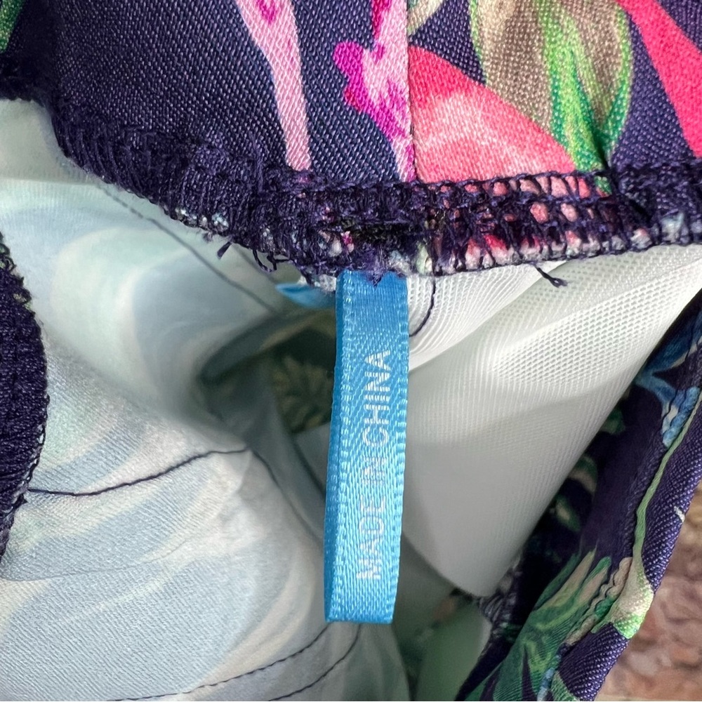 J. MCLAUGHLIN Stretch Tropical Leaf and Floral Print Pants, 2 - Picture 8 of 9
